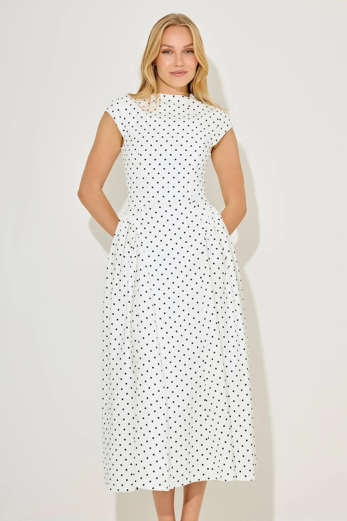 Cevrine Dress
